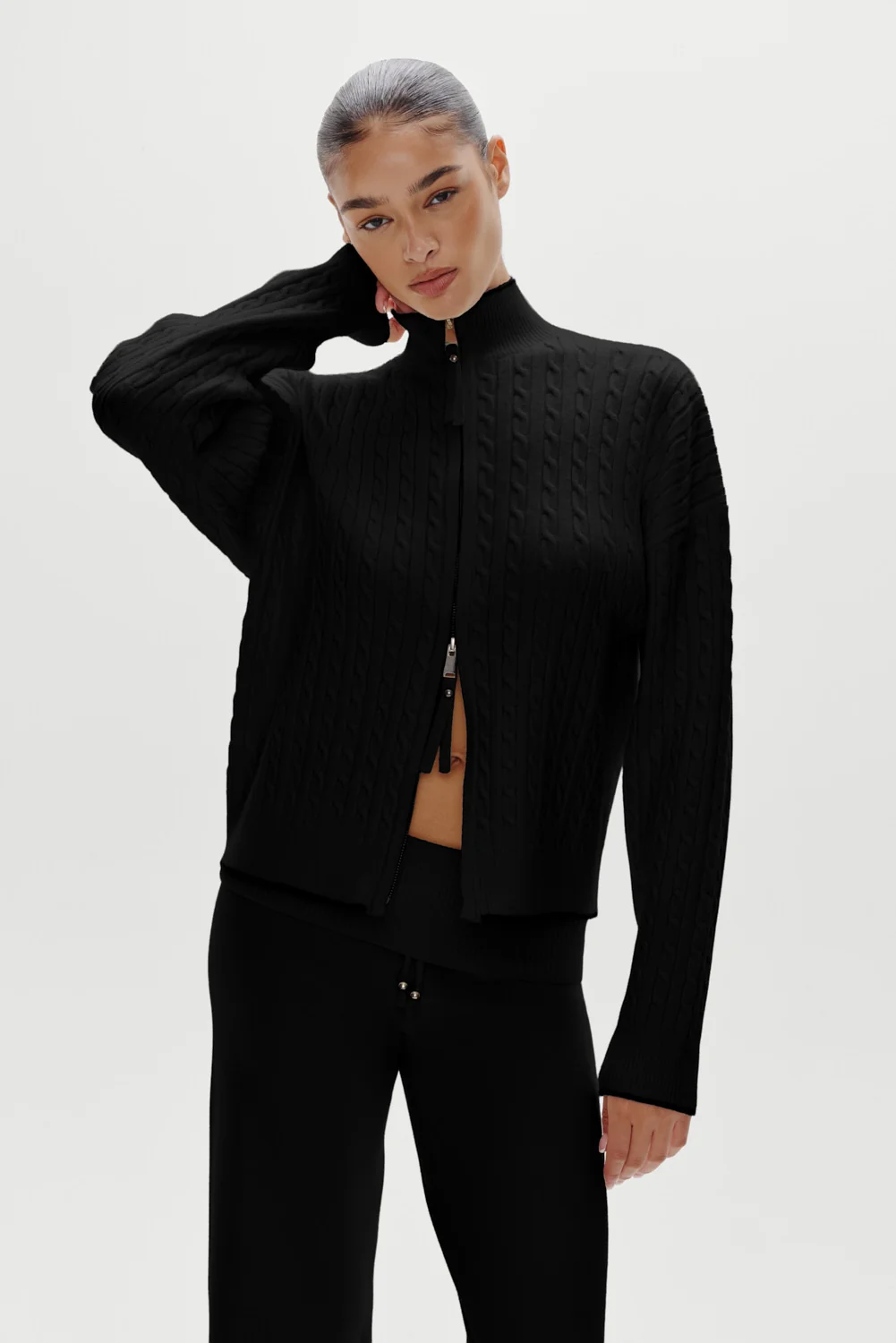 Bea Cloud Knit Zip Up Sweater - Black